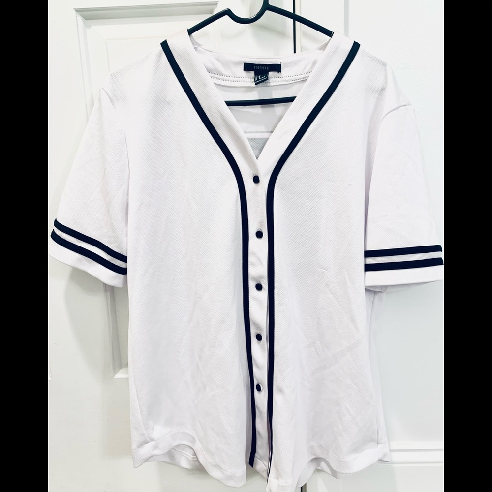 Forever 21 Jersey